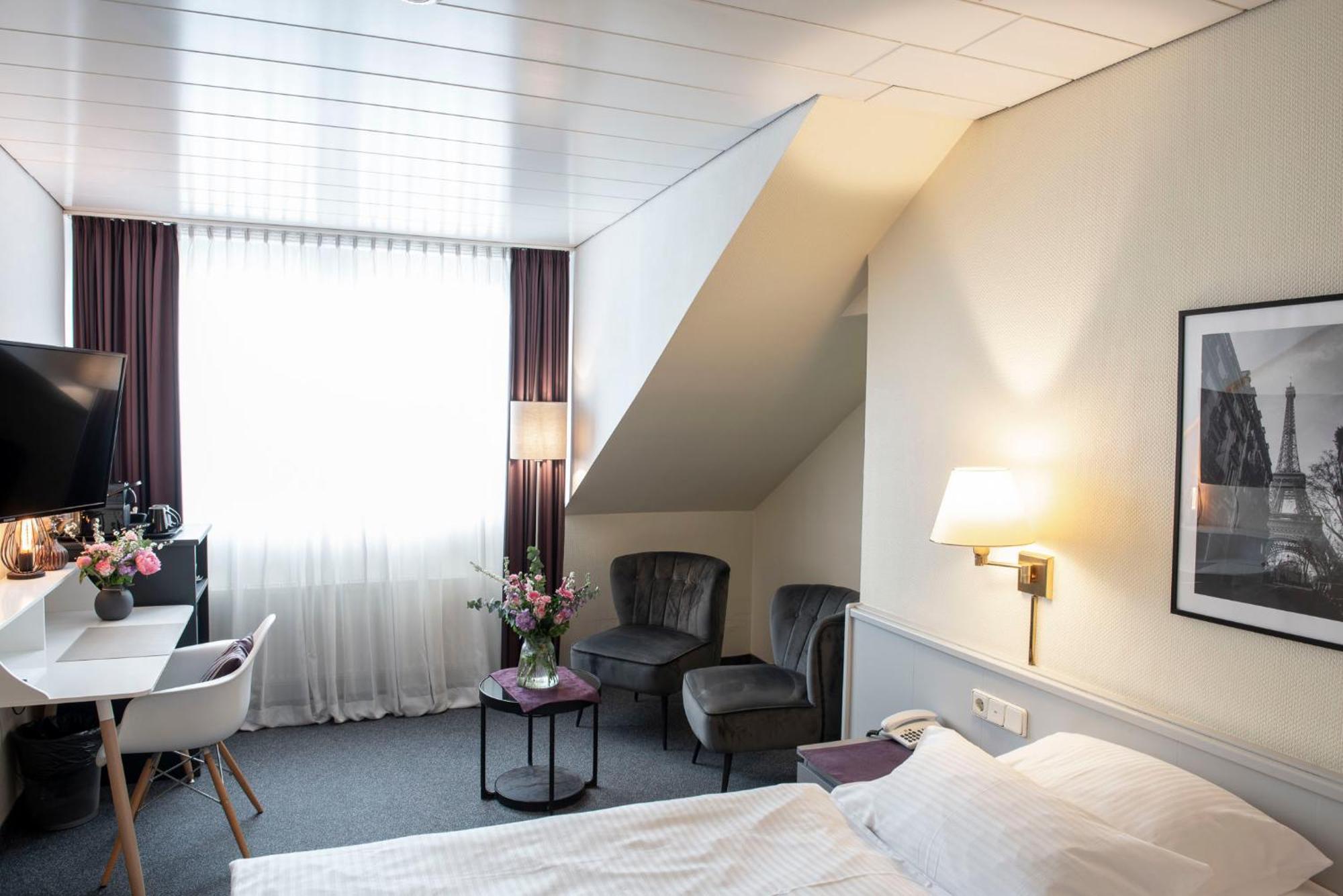 Hotel Alte Post Krefeld Exterior photo