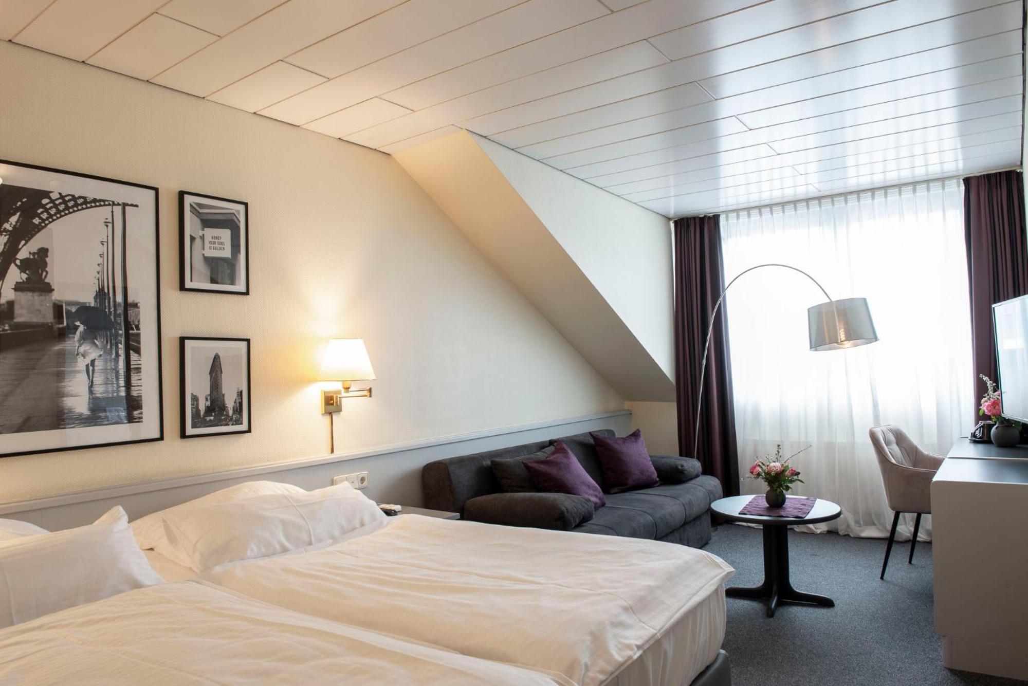 Hotel Alte Post Krefeld Exterior photo